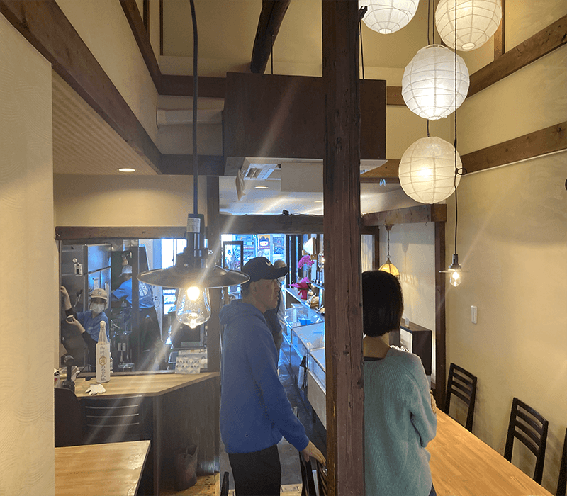 飲食スペース 2